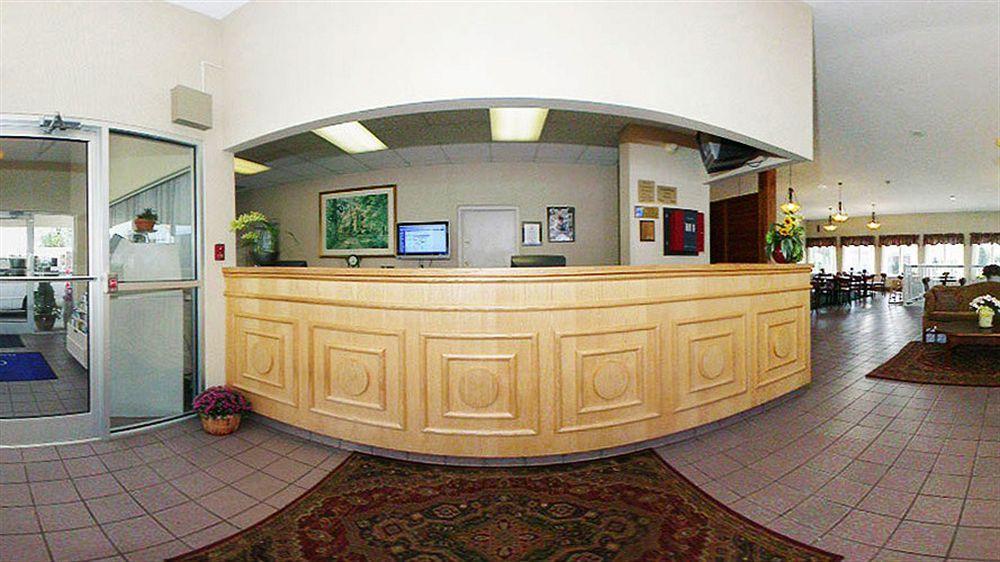 Quality Inn & Suites Elizabethtown Exterior photo